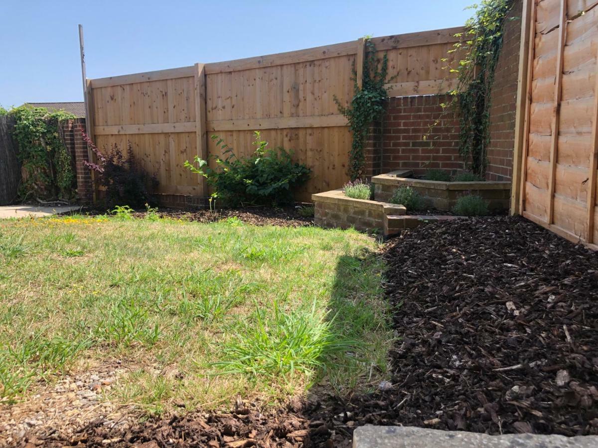 Home-From-Home - Self Catering Garden Apartment, Waterlooville Exterior photo